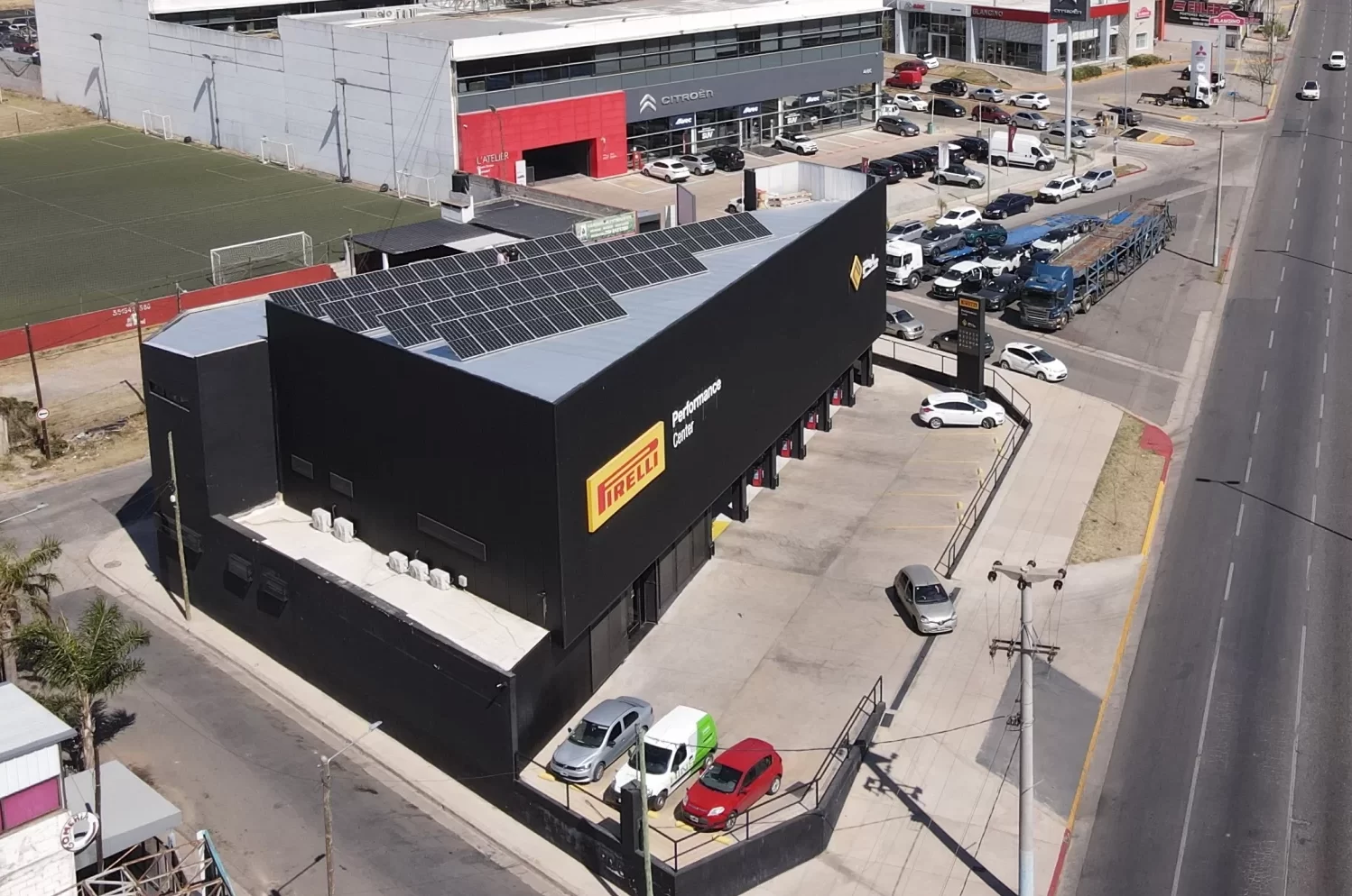 SISTEMA FOTOVOLTAICO PARA AUTOCONSUMO- PyL NEUMÁTICOS BLACK CUBE