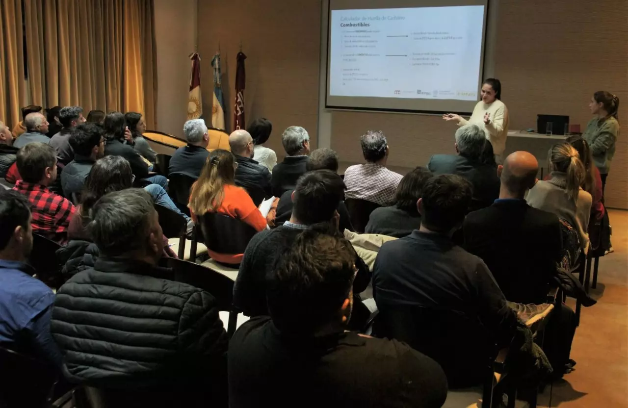 DESARROLLO DE UN CALCULADOR DE HUELLA DE CARBONO PARA OBRAS DE INFRAESTRUCTURA